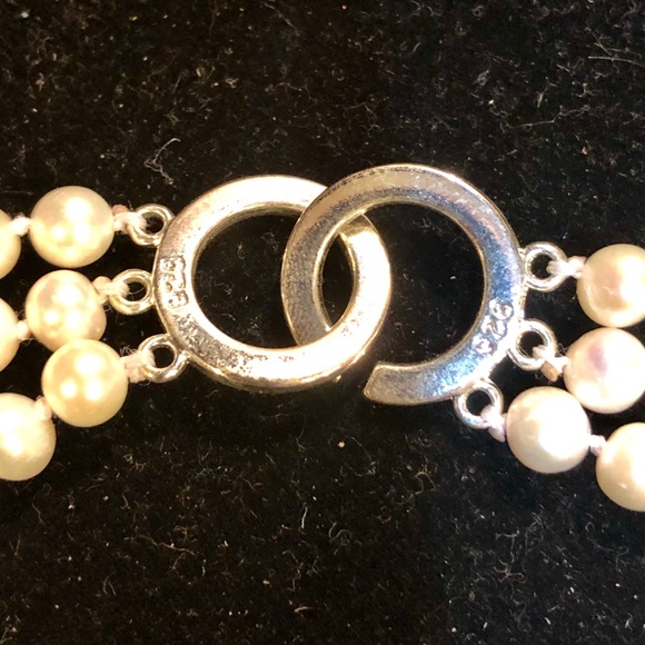 Gorgeous Opalite & White Pearl 3 Strand Necklace - Picture 4 of 6